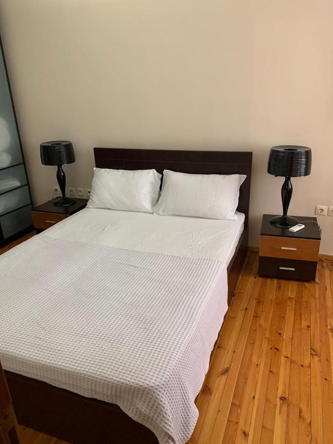 Central Family Apartment Thessaloniki Buitenkant foto