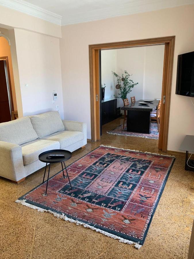 Central Family Apartment Thessaloniki Buitenkant foto