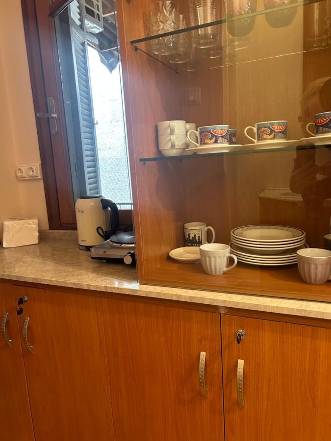 Central Family Apartment Thessaloniki Buitenkant foto