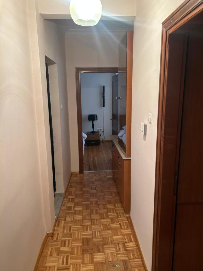 Central Family Apartment Thessaloniki Buitenkant foto
